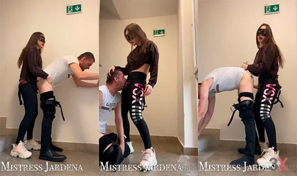 Neighbor from 718 pegged right on the stairwell - Lady Jardena Sinner | 3x-strapon.com