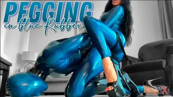Pegging in blue rubber - Evil Woman