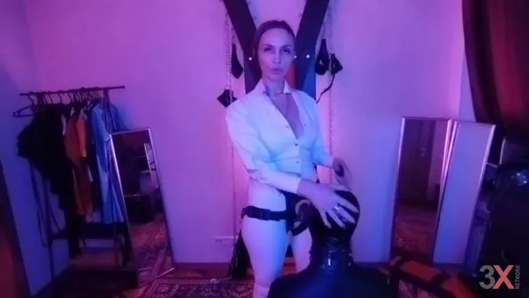 Dominatrix Eva Latex Fuck in Mouth Deepthroath Strapon Slave Femdom BDSM Hardcore Heels Footfetish - Eva Latexxx